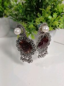 Combo Of Earrings And Butterfly Clutcher (3)
