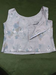 Floral Print Top With Light Ambroadary N Siquance