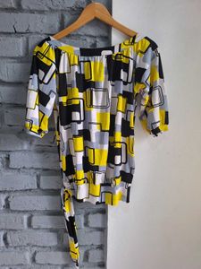 Korean chic Yellow & Black Geometric Print Top