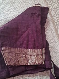 Elegant Purple Saree with Intricate Gold Weave