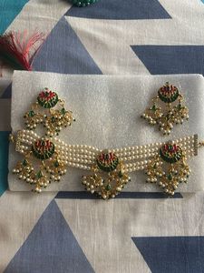 Elegant Pearl Choker Necklace with Earrings