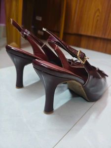 Elegant Black Slingback Heels