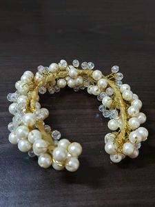 Elegant Pearl and Crystal Hair Vine