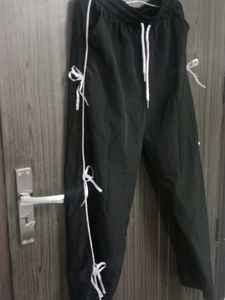 black trouser, give aesthetic look after styling