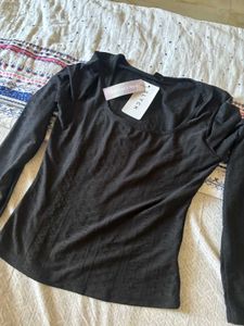 square neck fitted top