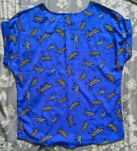 combo of three free size tops👕👚🎽