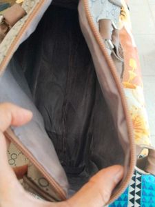 Stylish Designer Handbag of" Mei&amp;ge"