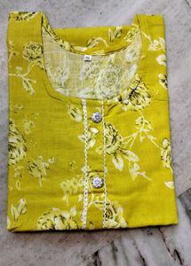 Shop Stock Kurtis