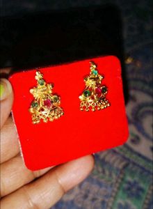 💕Brand new gold plated earrings 💕