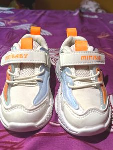 Item Type Sneaker.     Brand NameMut-Mat.