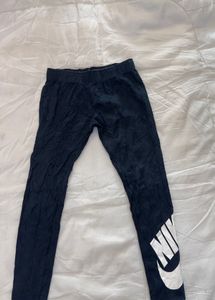 Nike women's cotton blend smooth leggings