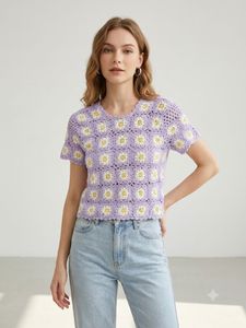Crochet Daisy Flower Crop Top