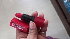 Kiss Beauty Love Bug Editions