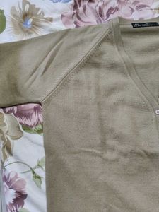 Monte Carlo Women Beige Wool V-neck Cardigan Combo