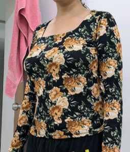Gorgeous Floral Printed Top