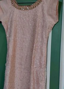 Elegant Pink Embroidered Kurta