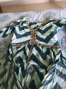 Green Chevron Print nayracut Suit Set