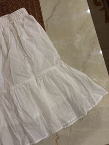 Chic White Tiered Skirt