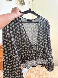 Stylish Printed V-Neck Peplum Top