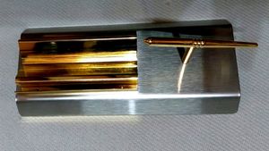 Visiting Card Holder With Date Dice