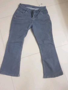 Stylish bootcut Grey Jeans