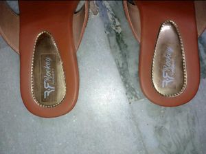 Elegant Ethnic Tan Slip-On Flats for Women