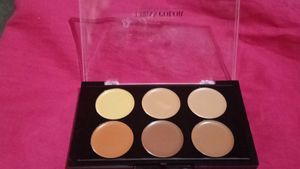 Urban Color London Foundation Palette