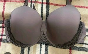very beautiful and comfortable full coverage bra &