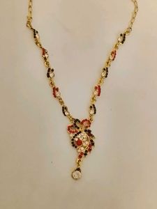 Exquisite Red and Gold Necklace Set