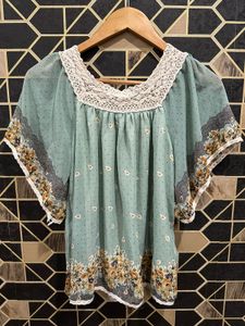 Bohemian Floral Print Top with Lace Neckline