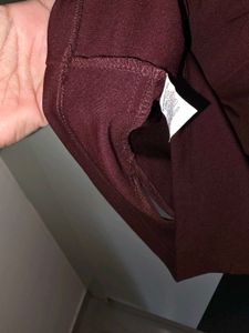 Chic Maroon Cropped Top