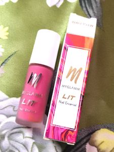 MyGlamm LIT Nail Enamel matte flex