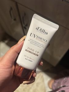 d'Alba UV Essence Sun Cream