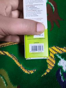 Mamaearth Hydra-Matte Crayon Transferproof Lipstic