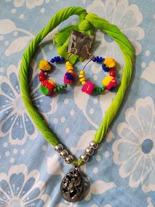 Set Of Nack Lase , Earings