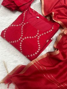 Elegant Red Kurta Set with Gold Embroidery