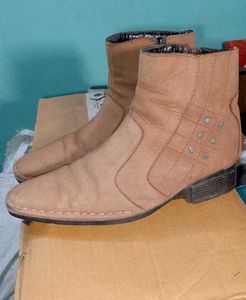 “Men Brown Ankle Boots – Used, Good Condition”