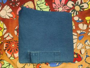 Ladies Cargo Jeans – Waist 30