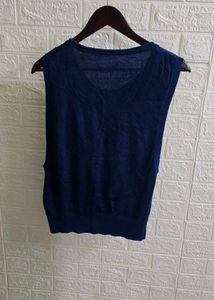 Stylish Navy Blue Sleeveless Knit Top