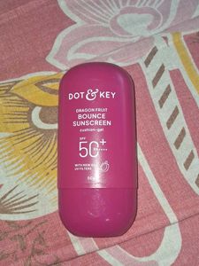 DOT & KEY Dragon Fruit Sunscreen