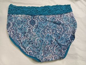 Comfortable 🤎Printed Briefs with Lace Trim