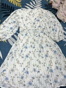 Chic Floral Midi Dress