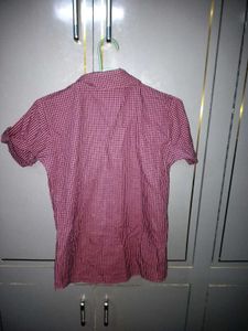 Chic Checked Short-Sleeve shirt
