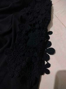 Stylish black top