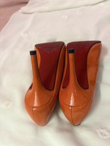 Stylish Orange Patent Heels