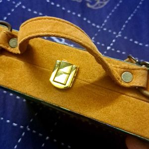 Unique &amp; Beautiful Sling Bag