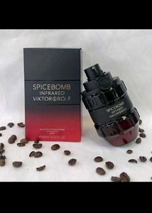 SPICEBOMB INFRARED VIKTOR&ROLF Perfume
