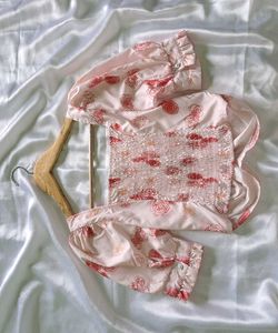 Floral Puff Sleeve Crop Top