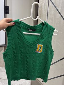 Green Cable Knit V-Neck Vest with 'D' Emblem