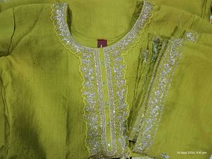 dark bottle green / deep gree